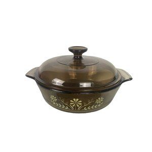 Vintage PYREX Amber Glass Casserole Dish with Lid, V 2.5 C